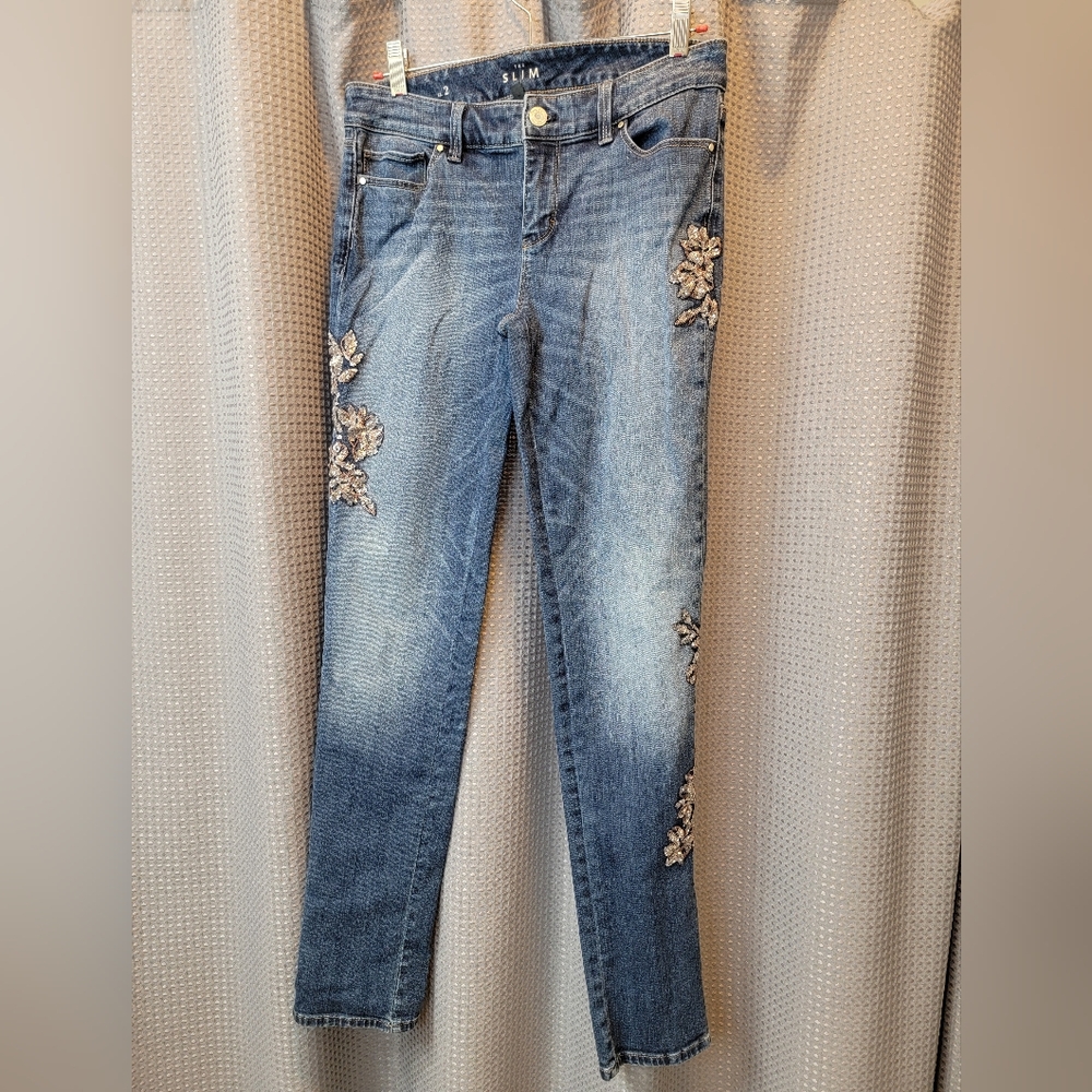 White House Black Market The Slim Floral Embellished Jeans Size 2